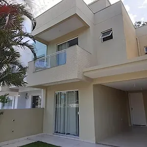 Casa de Férias Sobrado Bege - Mariscal Brasil